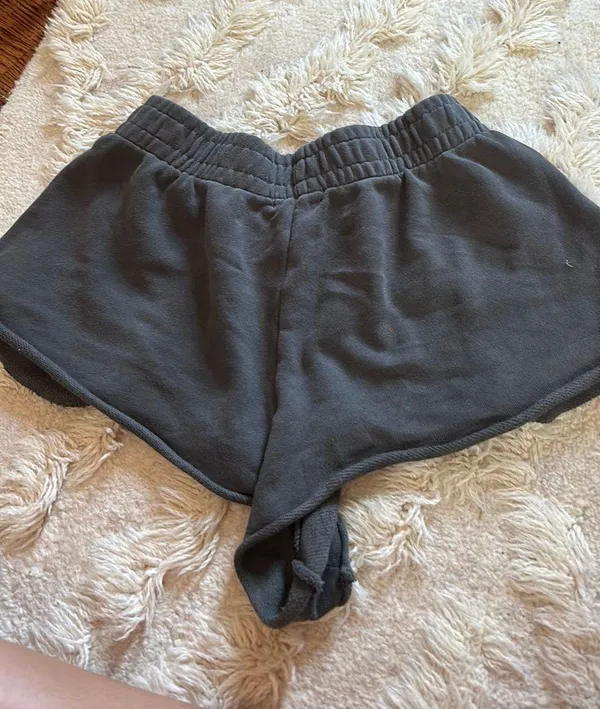 Garage charcoal sweatshorts - Image 2