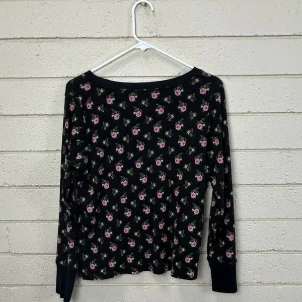 Victoria’s Secret Black Floral Thermal Pajama Set size M - Image 7