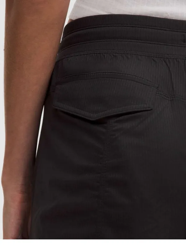 Lululemon Dance Studio Mid Rise Cropped Pant Sz 8 - Image 5