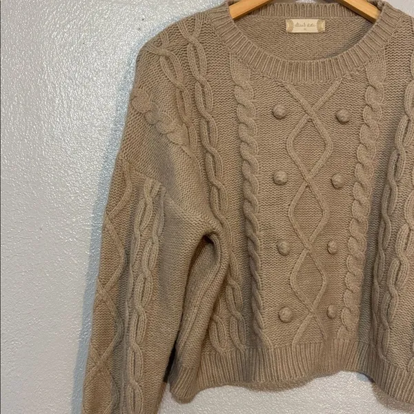 Altar'd State Beige Cropped Cable Knit Chunky Bobble Sweater Cozy Preppy Pom M - Image 5