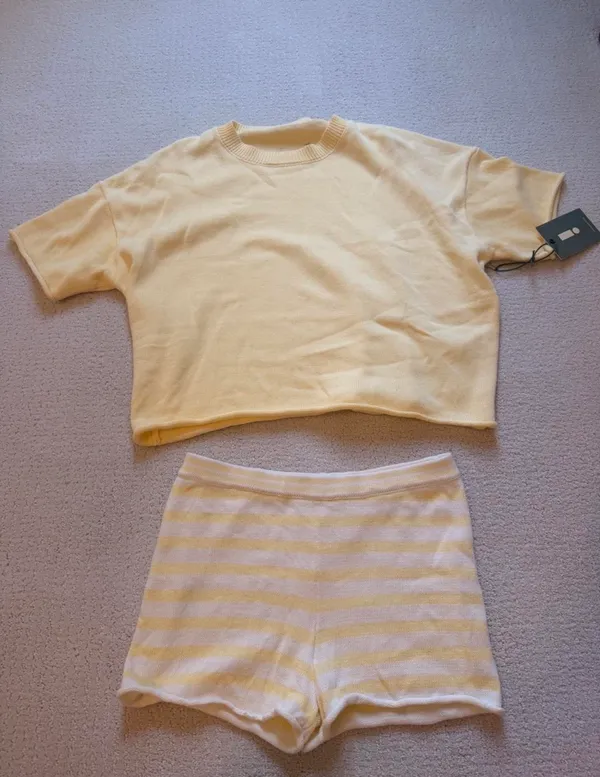 NWT Daily Drills Yellow Beach Knit Cropped Sleeve Top and Beach Knit Mini Shorts both XS/S - Image 2