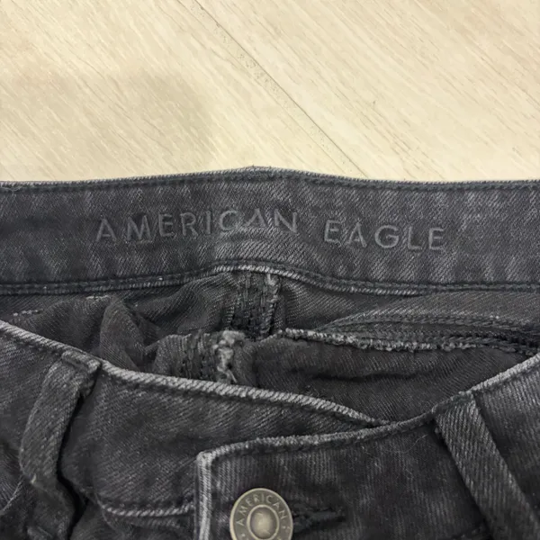 American Eagle Ripped Mom Shorts Black Size 0 - Image 5