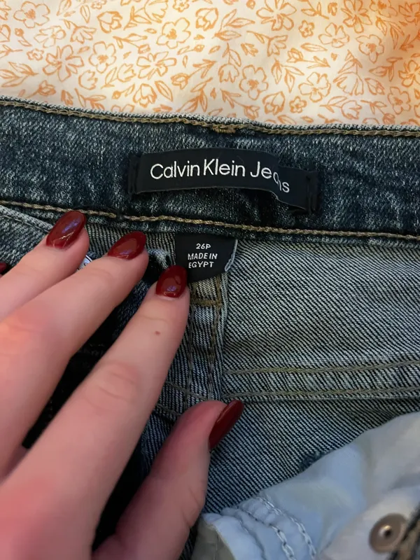 Calvin Klein Jeans - Image 4
