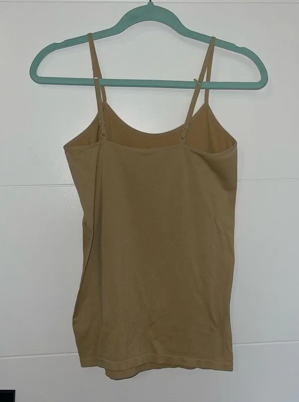Alya Adjustable nude under tank - Image 2