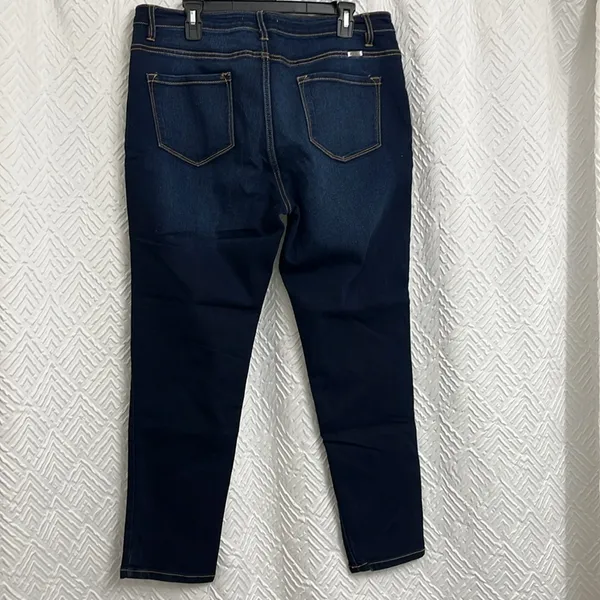 KanCan Women’s Stretch High Rise‎ Dark Wash Skinny Straight Jeans Size XL - Image 2