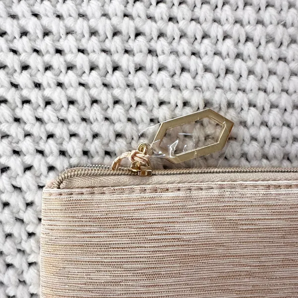 Bvlgari Parfums Beauty Pouch Cream/Gold Lurex Makeup Bag Detachable Tassel NEW - Image 4