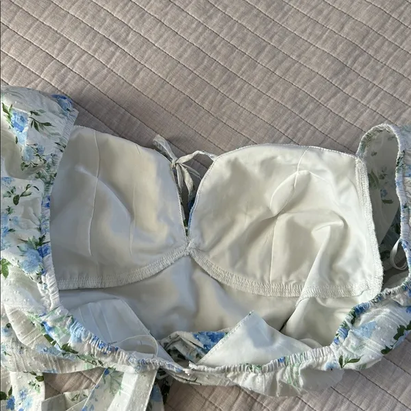Altar'd State white blue floral romantic Milk made cottage puff sleeve crop S​ - Image 9
