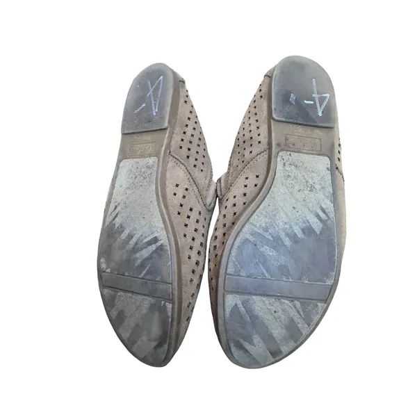 Carlos Santana Beige Suede Laser Cut Perforated Slip On Loafers Flats - Image 4