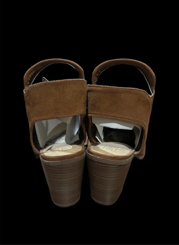 Time and Tru Tan Suede Ankle Strap Heel Boots With Memory Foam Insoles Size 9.5 - Image 2