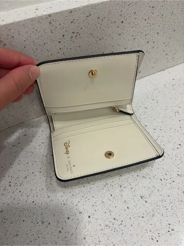 Kate Spade X Disney Chip & Dale Small Wallet Limited Edition KL903 - Image 7