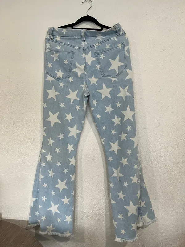 Madden Girl Steven Madden Light Blue Star-Print Flared Jeans Size 28 - Image 3
