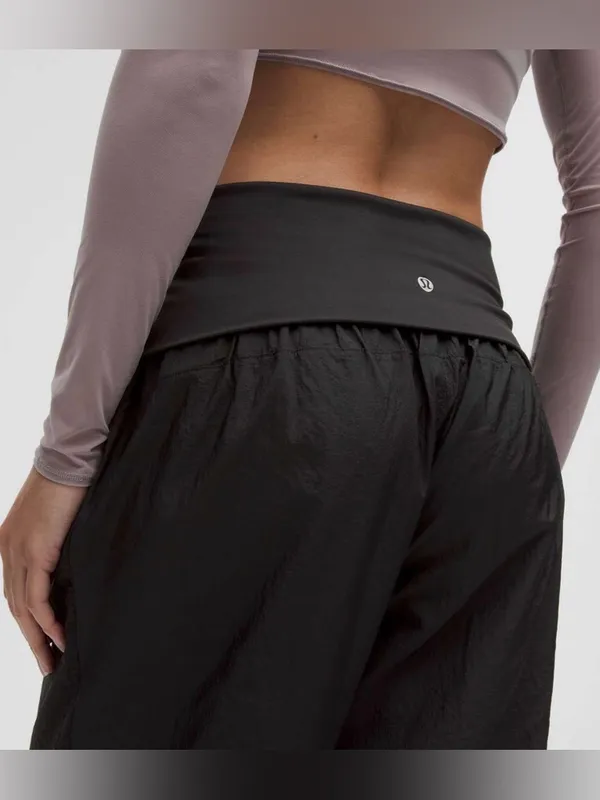 Lululemon Lightweight Foldover-Waist Jogger size xs - Image 3