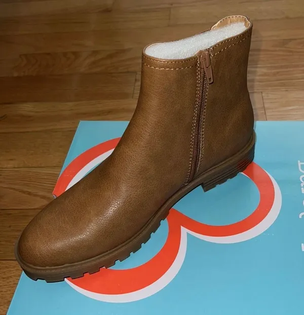 Bare Traps Boots - Image 3