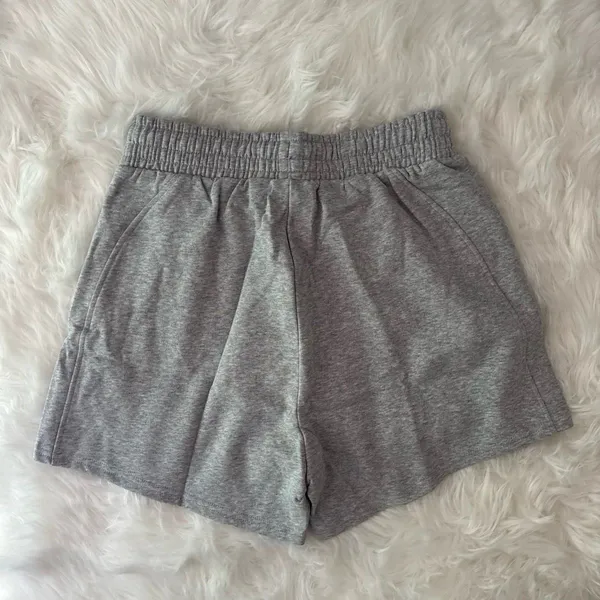 Gymshark Training Fleece Shorts Light Grey Core Marl Size Small - Image 5