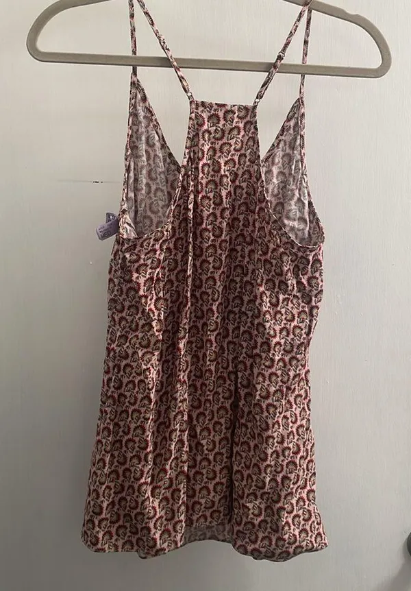 Cabi spaghetti strap top size medium - Image 2