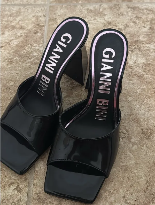 Gianni Bini Heels Black - Image 2