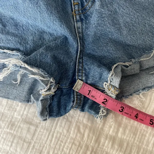PACSUN High Rise Distressed Denim Medium Wash Relaxed Fit Mom Shorts Size 29 - Image 13