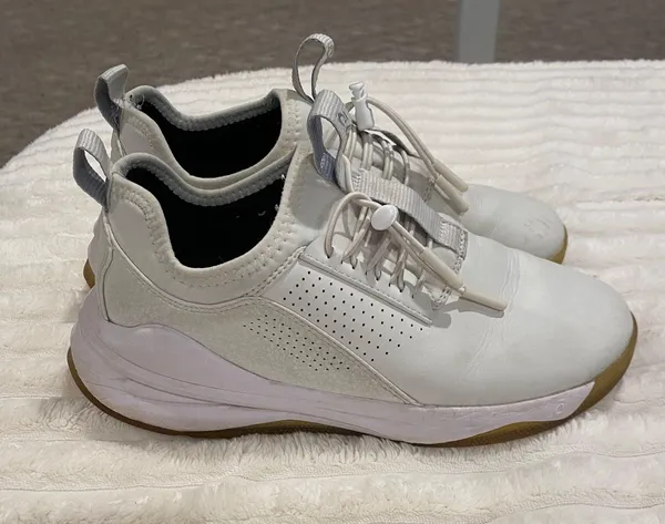 Clove Sneakers White Size 7.5 - Image 4