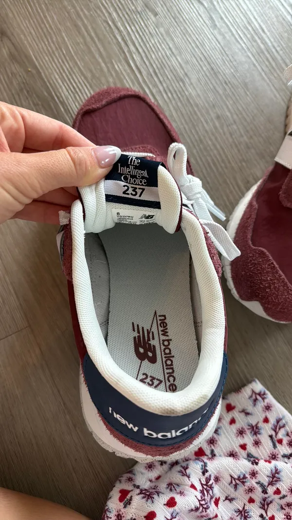 New Balance Sneakers Women’s - Image 10