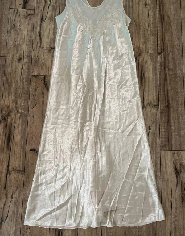 gold Victoria’s secret slip dress - Image 2
