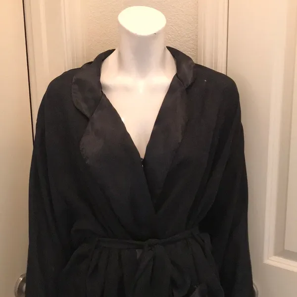 Victoria's Secret Medium Black Sheer Sexy Vintage Robe - Image 2