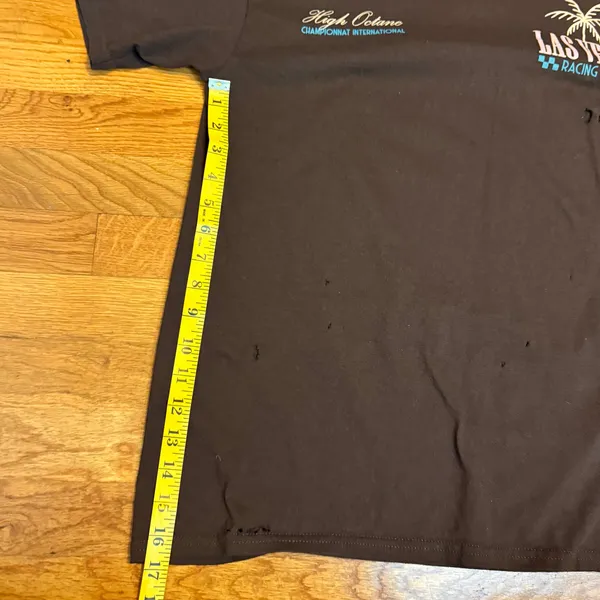 Alpha Collective Women’s Large Brown Cotton Las Vegas Racing Club Graphic Top - Image 3
