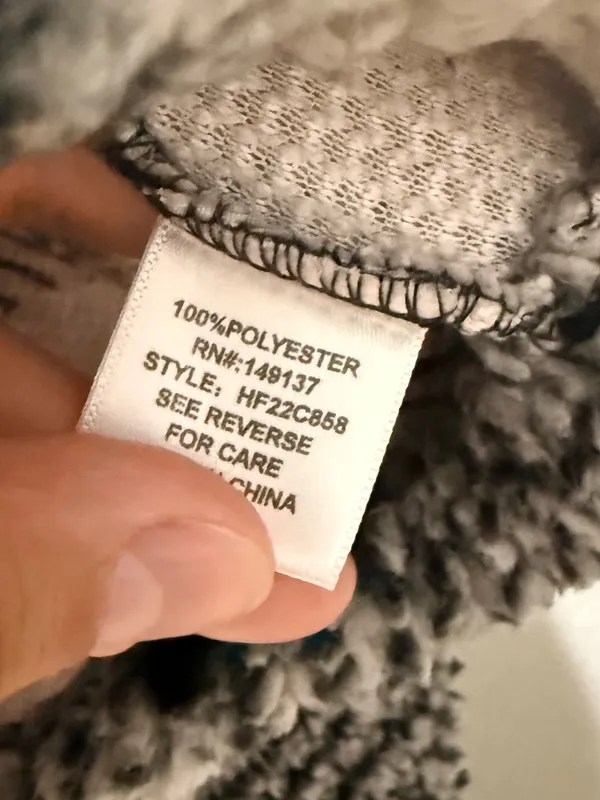 Altar’d State Black / Grey Sherpa Quarter Zip Crop Pullover Size L - Image 5