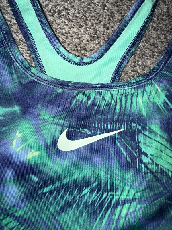 Nike Dri-Fit Jungle Floral Sport Bra Top Size Small - Image 2