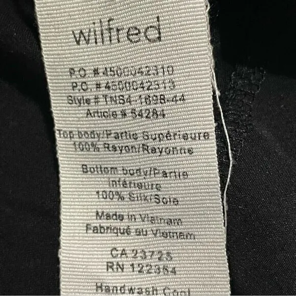 Aritzia Wilfred Silk and Rayon Blend Long Sleeve Shirt Women’s Size Small - Image 9