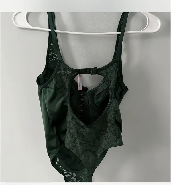 Out From Under Bodysuit lace - Image 3