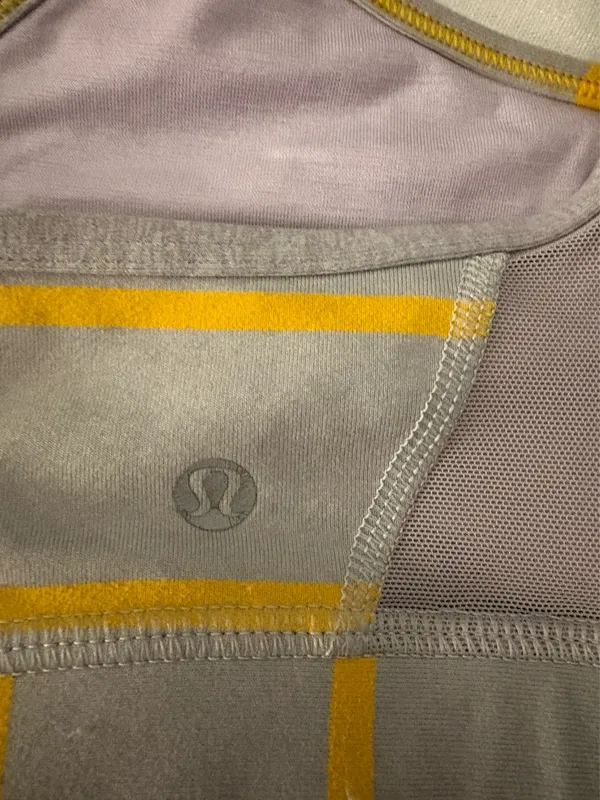 Lululemon Sports Bra Y Flow - Image 3