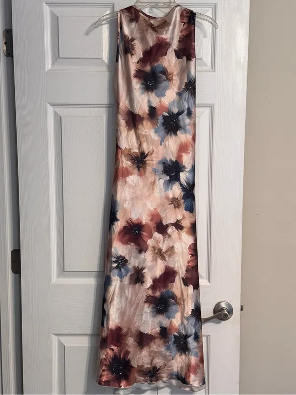 Women’s Bebe Tan Blue Satin Floral Print Sleeveless Cowl Neck Midi Dress Size XS - Image 4