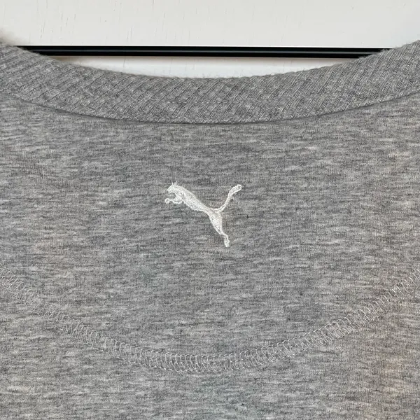 PUMA Sweatshirt Womens Size Large Gray White Spellout Logo Knit Stretch Pullover - Image 5