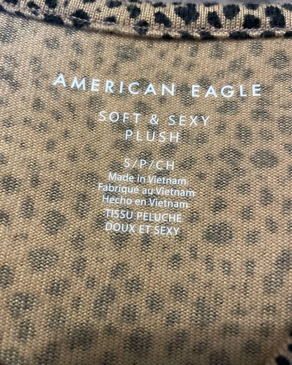 American Eagle Outfitters Shirt - Image 3