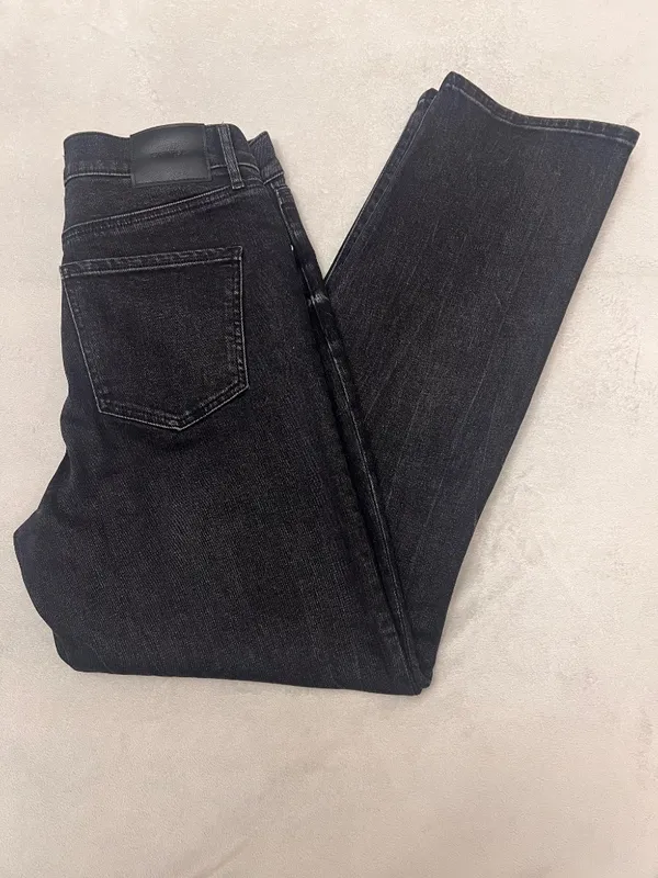 Express Women's Jean Straight high Rise Black Denim Size 8R - Image 9