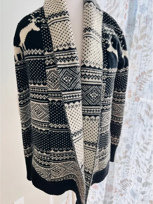 Cambridge Dry Goods Lambswool Blend Fair Isle Reindeer Open Cardigan, Size Small - Image 2