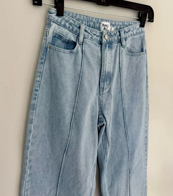Princess Polly Booran Light Wash Denim Wide Leg Center Seam Jeans - Image 3