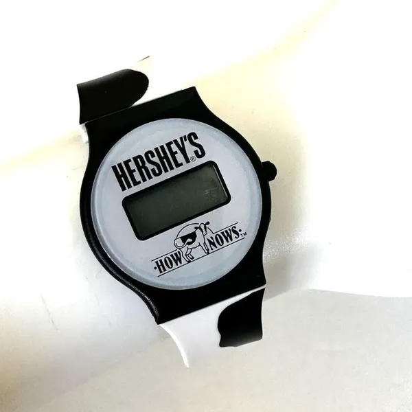 Vintage 80’s Hersheys How now cow watch - Image 2
