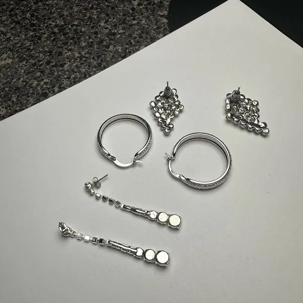 Sparkly Clear Rhinestone Pierced Earrings Lot Of 3 Dangle Hoop Stud Silver Tone - Image 10