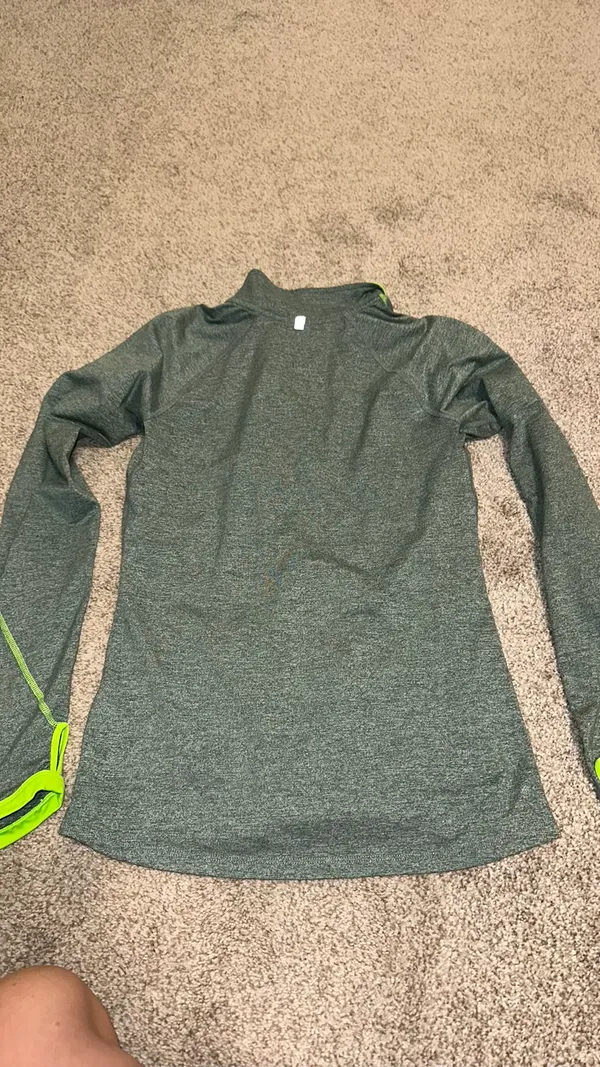 Nike Running Long Dri-Fit Sleeve Quarter-Zip Pullover - Image 4