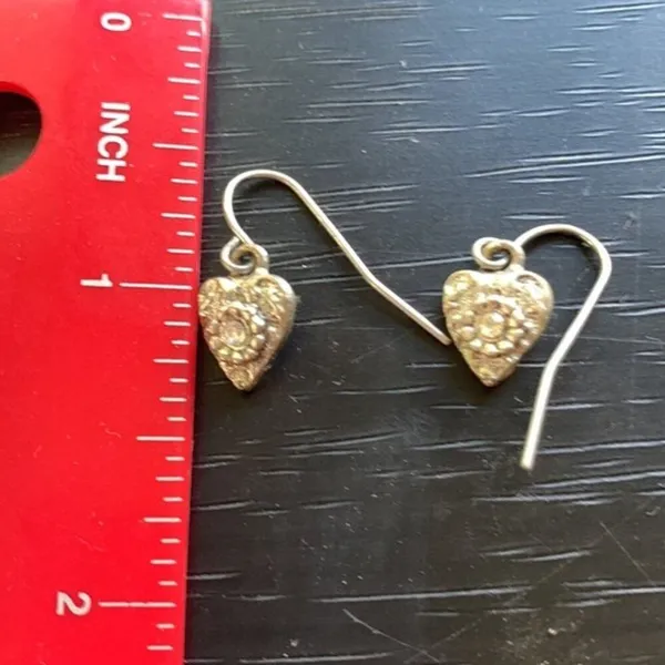 Silver heart earrings - Image 3