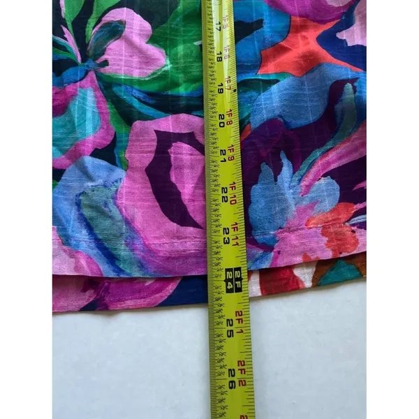 Johnny Was Sz L Ruffe Seam V Neck Blouse Top Embroidered placket floral - Image 9