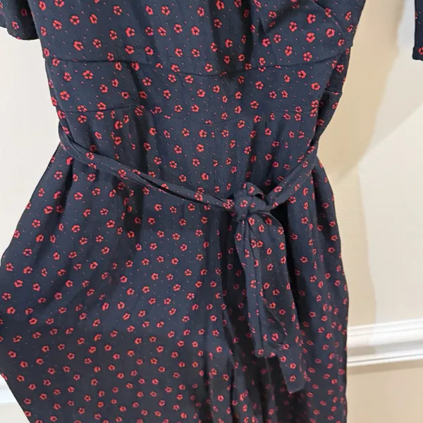 Abercrombie & Fitch Jumpsuit Womens Medium Blue Red Short Sleeve‎ Floral - Image 3