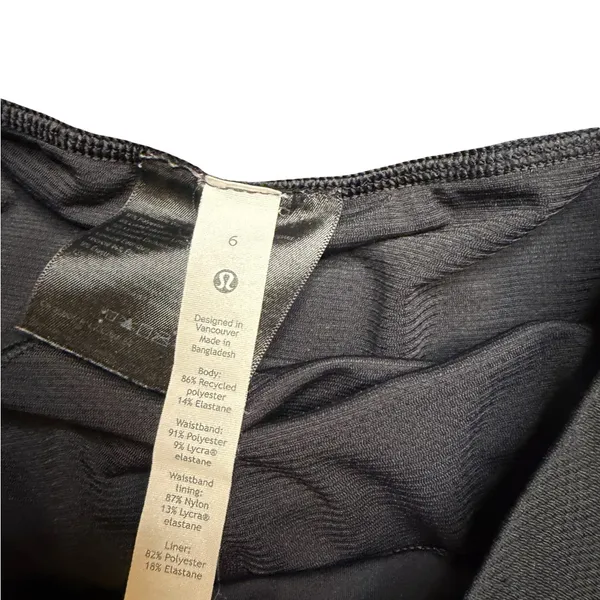 ✨Lululemon Find Your Pace‎ 3” Lined Shorts Reflective Sz 6✨ - Image 4