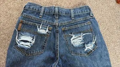 Green Label Cinch Jeans distressed - Image 6