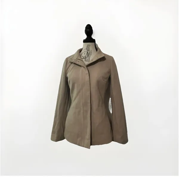 Banana Republic Women’s Wool Blend 2013 Coat Women’s Size XS Beige - Image 3