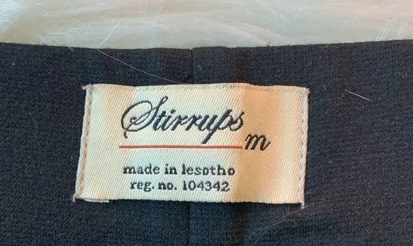 WOMEN’S STIRRUPS BLACK LEGGINGS Size M - Image 3