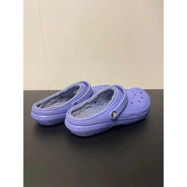 Crocs Women's Purple Lined Clogs Size 5 SKU 2068 - Image 2