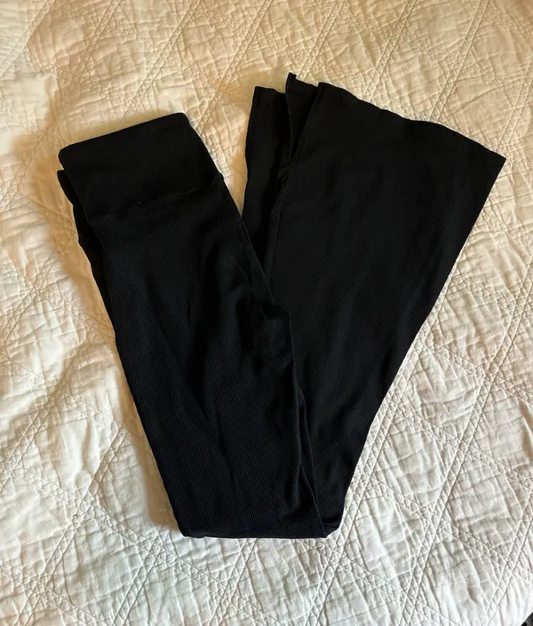 Cotton On Ribbed Flare Leggings - Image 2