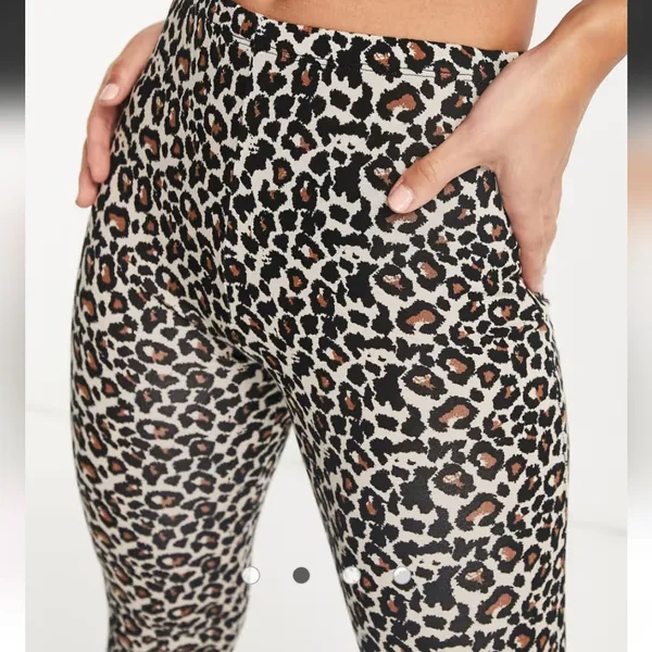 Missguided Leopard Print Flared Pants - Image 7